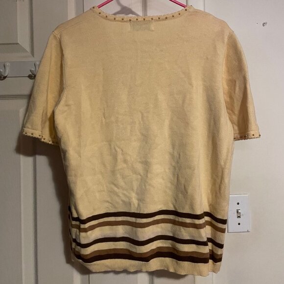 Womens Alfred Dunner Yellow Knit Embroidered Tropical Short Sweater Size Medium - Picture 3 of 3